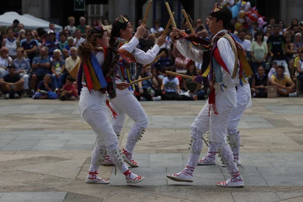 Baskijska Wystawa Tańca Ludowego Festiwalu Plenerowym — Zdjęcie stockowe