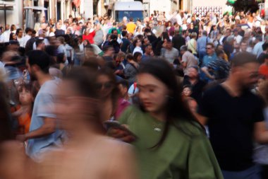 Roma şehrinde turistler