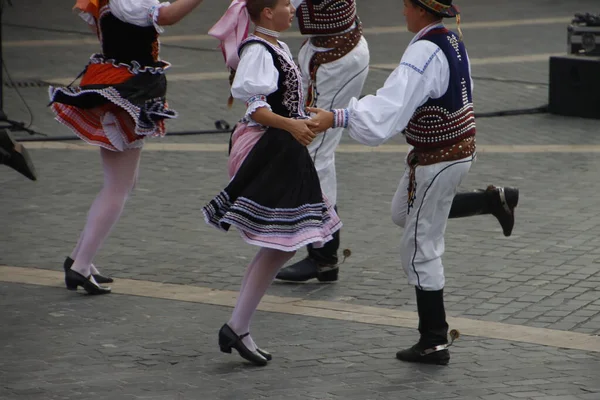Словацкий Народный Танец Улице — стоковое фото