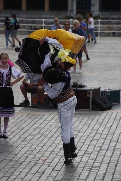 Dança Folclórica Eslovaca Rua — Fotografia de Stock
