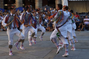 Bask halk dansı sergisi