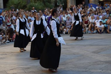 Bask halk dansı sergisi