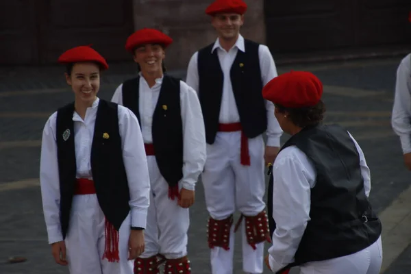 Dançarinos Folclóricos Bascos Festival Rua — Fotografia de Stock