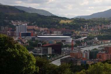 Bilbao şehrindeki şehir manzarası