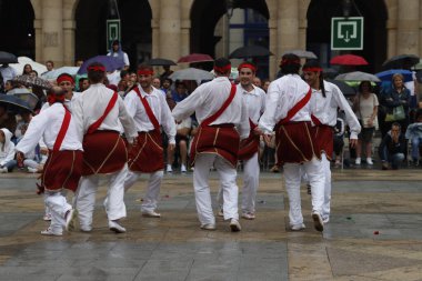 Bask halk dansı sergisi