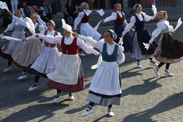 ビルバオのバスク民族舞踊家 — ストック写真