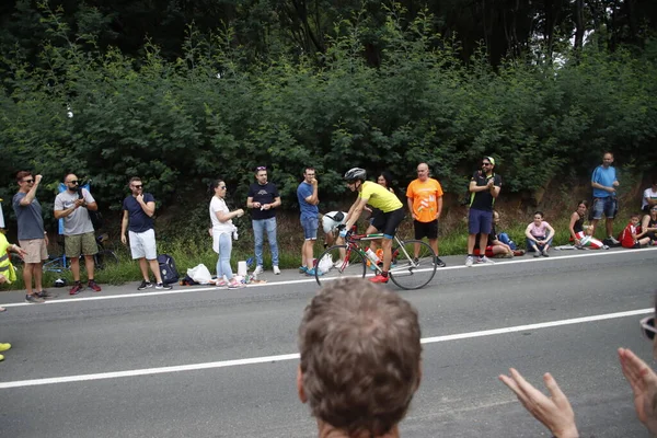 环法自行车赛第一阶段的支持者2023 — 图库照片