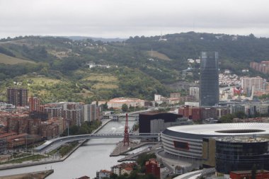 Bilbao şehrindeki şehir manzarası