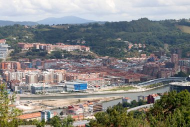 Bilbao şehrinin panoramik görüntüsü