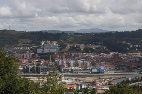 Bilbao şehrindeki şehir manzarası