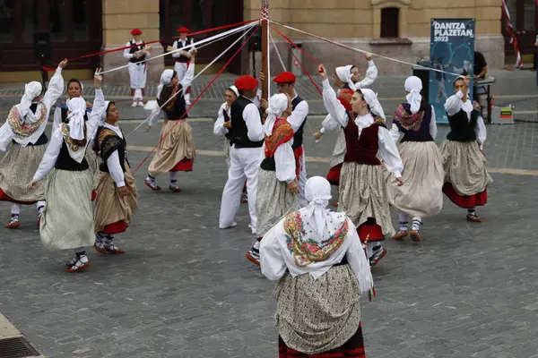 Баскська Народна Виставка Танців — стокове фото