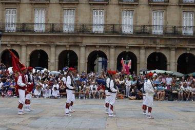 Bask halk dansı sergisi