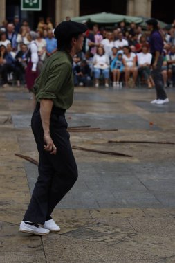 Bask halk dansı sergisi