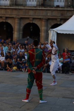 Bask Ülkesinden halk dansı