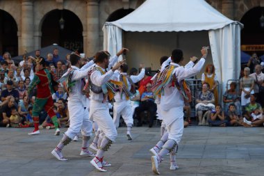 Bask Ülkesinden halk dansı