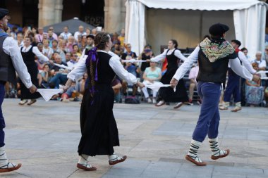 Bask halk dansı festivali