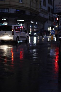 Roma sokaklarında yaşayan insanlar