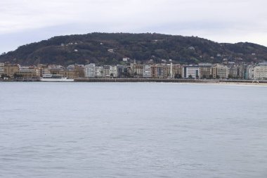 San Sebastian, İspanya kıyısı manzarası