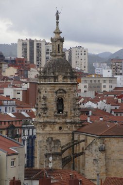 İspanya 'nın Bilbao kentindeki binalar