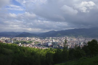 İspanya 'nın Bilbao şehrinde inşa ediliyor.