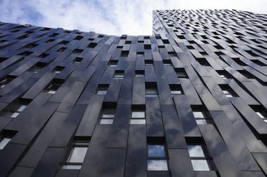 İspanya 'nın Bilbao şehrinde inşa ediliyor.