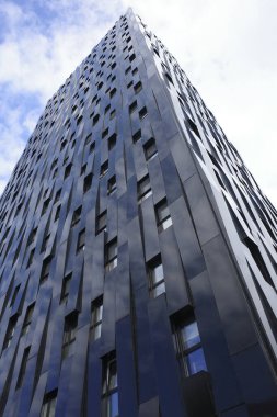 İspanya 'nın Bilbao şehrinde inşa ediliyor.