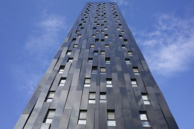 İspanya 'nın Bilbao şehrinde inşa ediliyor.