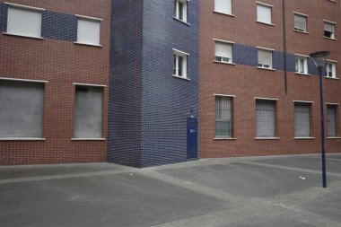 Şehirdeki apartman bloğu