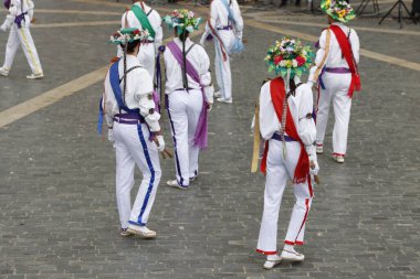 Bask halk dansı sergisi