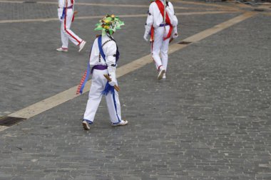 Bask halk dansı sergisi