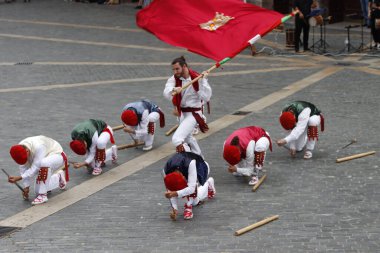 Bask halk dansı sergisi