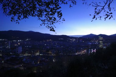 Bilbao şehrindeki şehir manzarası