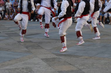 Bask halk dansı sergisi