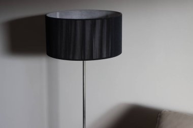 Modern lamba bir odada