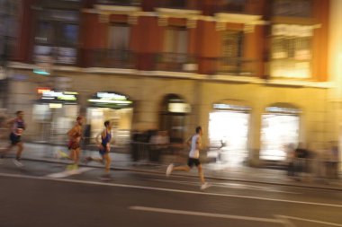 İspanya Bilbao 'da gece maratonu