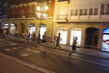 İspanya Bilbao 'da gece maratonu