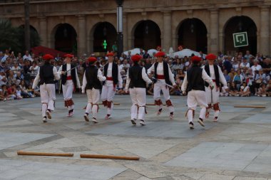 Bask halk dansı sergisi