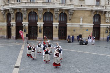 Bask halk dansı festivali