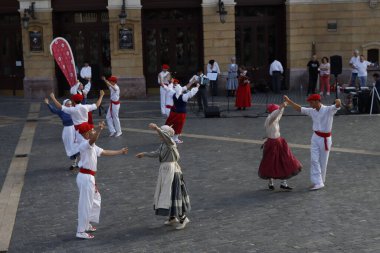Bask halk dansı festivali
