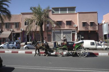 Fas 'ın Marakeş şehrinde şehir hayatı