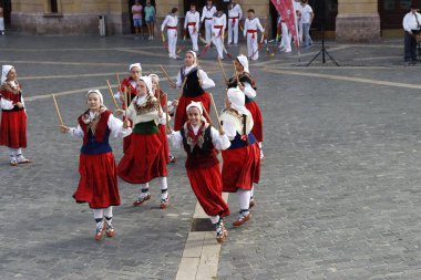 Bask halk açık hava gösterisi