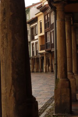 Eski şehir Aviles, İspanya