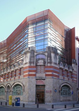 İspanya 'nın Bilbao şehrinde klasik bina