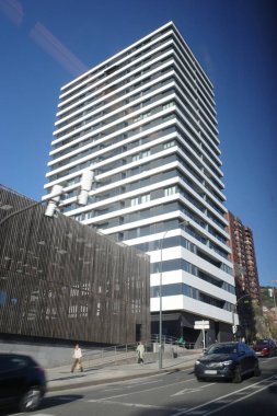 İspanya Bilbao nehrinin manzarası