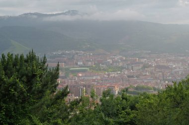 İspanya 'nın Bilbao şehrinde şehir manzarası