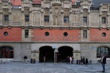 İspanya 'nın Bilbao şehrindeki klasik bina.