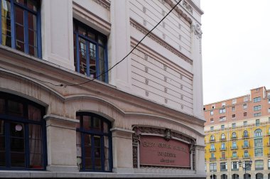İspanya 'nın Bilbao şehrindeki klasik bina.