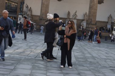 İtalya 'nın Floransa kentindeki insanlar