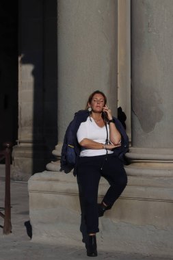 İtalya 'nın Floransa kentindeki insanlar