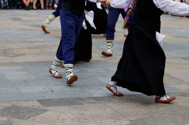 Bask halk dansı sergisi